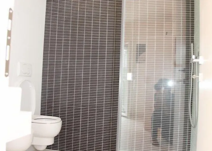 ベッド・アンド・ブレックファスト Faraone